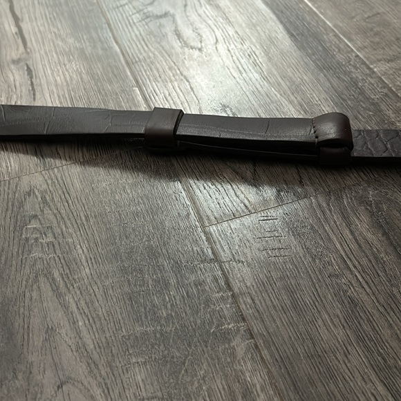 NWT Chico’s Ancient Medallions Slouch Belt Brown Leather Heavy adjustable slide - Picture 7 of 8